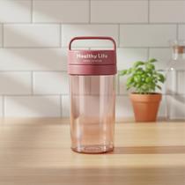 Copo com Tampa e Peneira Garrafa Squeeze Filtro Infusor Água Saborizada Chá Suco 430 Ml