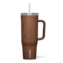 Copo Corkcicle Cruiser 40 onças de madeira de nogueira isolada Copo Corkcicle Cruiser 40 onças de madeira de nogueira isolada