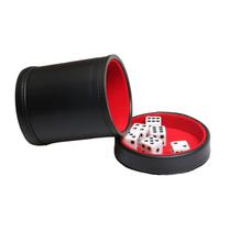 Copo de dados em material sintético TOPTAN com tampa + 6 cubos de 16 mm em feltro vermelho Copo de dados em material sintético TOPTAN com tampa + 6 cubos de 16 mm em feltro vermelho