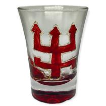 Copo de dose de cachaça de vidro personalizado de Exu Tridente vermelho Copo de dose de cachaça de vidro personalizado de Exu Tridente vermelho