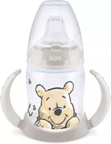Copo De Treinamento Disney 150ml Ursinho Pooh 6-18 meses Nuk Copo De Treinamento Disney 150ml Ursinho Pooh 6-18 meses Nuk