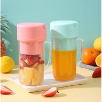 Copo Shaker Misturador Mixer Caneca Liquidificador Mini Juicer 420ml com 6 laminas com tampa e canudo Recarregavel Porta