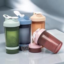 Copo Sheikeira Coqueteleira 500ml com 2 Compartilhamento Removivel Misturador e Medidor