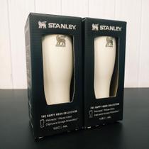 Copo stanley pilsner glass happy hour