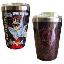 Copo Viagem Pegasus Oficial Cavaleiros Do Zodíaco 400ml Copo Viagem Pegasus Oficial Cavaleiros Do Zodíaco 400ml