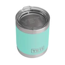 Copo YETI Rambler Lowball 300 ml de espuma marinha isolada a vácuo Copo YETI Rambler Lowball 300 ml de espuma marinha isolada a vácuo