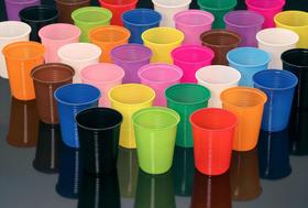 Copos Descartáveis de 200ml para festa: 50 unidades - TrikTrik Copos Descartáveis de 200ml para festa: 50 unidades - TrikTrik