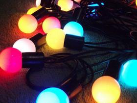 Cordão 40 Mini- Bolas LED Coloridos fio Verde 6 Metros 127 V