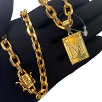 Cordão Cadeado 8mm + Pingente Letra Placa - Banhado a Ouro
