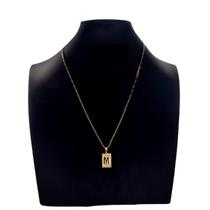 Cordão Carti Fecho Lagosta pingente Inicial M fino Cordão Carti Fecho Lagosta pingente Inicial M fino