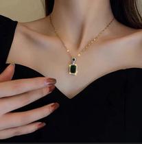Cordão colar feminino joia pedra verde - banhado a ouro 18k