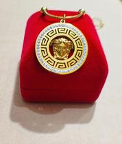 Cordão Colar Medusa com Pingente Circular Padrão Grego