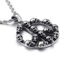 Cordão com Pingente em Aço Inox Diversas Caveiras Skull