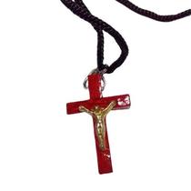 Cordão Crucifixo Cruz de Madeira com Cristo