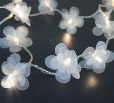 Cordão de Luz Florzinha Organze Branca - 360cm