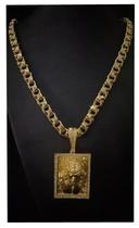 Cordão Friso 12mm + Pingente Jesus 3D Banhado Ouro