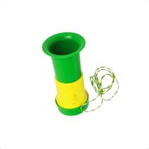 Corneta de Plástico 13cm com Alça Cordão Brasil Copa Mundo Corneta de Plástico 13cm com Alça Cordão Brasil Copa Mundo