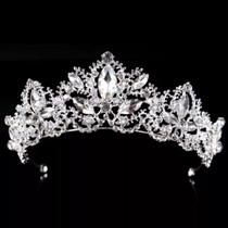 Coroa de Cabelo Noiva Casamento Enfeite Tiara Daminha T121 - Milly - O Shopping das Noivas