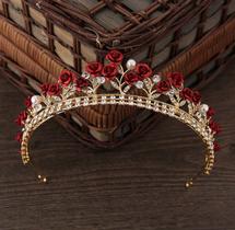 Coroa tiara florista daminha cor vermelha debutante - SHOP GARCIA -