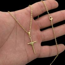 Corrente Cadeado 1,5mm Fecho Lagosta e Pingente Crucifixo Palito P 3X2cm Banhado A Ouro 18k