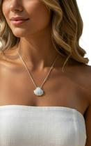 Corrente com Pingente Concha de Prata 925