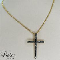 Corrente com pingente cruz cravejada com zirconias pretas folheado a ouro Corrente com pingente cruz cravejada com zirconias pretas folheado a ouro