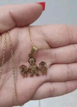 Corrente com pingente Pai e Filhas amor sem fim