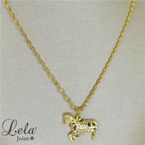 Corrente cordão baiano com pingente de cavalo folheado em ouro 18k Corrente cordão baiano com pingente de cavalo folheado em ouro 18k