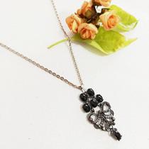 Corrente feminina pingente grande preto