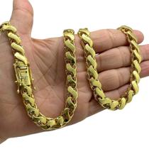 Corrente Friso S 8mm Fecho 7 Cravejado Banhado Ouro 18k Corrente Friso S 8mm Fecho 7 Cravejado Banhado Ouro 18k