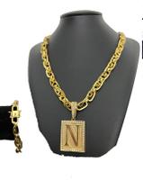 Corrente Imperador 10mm + Pulseira + Pingente Letra - Banhado a Ouro Corrente Imperador 10mm + Pulseira + Pingente Letra - Banhado a Ouro