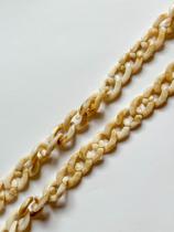 Corrente salva óculos nude