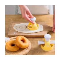 Cortador de Donuts - 2 pçs - Carol Rizzo Confeitaria Cortador de Donuts - 2 pçs - Carol Rizzo Confeitaria