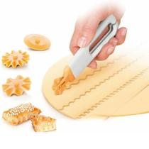Cortador de massa 4 rodas rolo de pizza biscoito - Mini Men Cortador de massa 4 rodas rolo de pizza biscoito - Mini Men