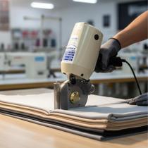 Cortador de Tecido Profissional e Industrial Lanmax RC100 100mm 250W 2 Discos Extras