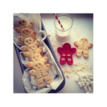 Cortador Molde Bonequinho Ginger Bread Cookie Biscoito Biscuit Confeitaria Artesanato - 8,5 cm X 7,5 Cortador Molde Bonequinho Ginger Bread Cookie Biscoito Biscuit Confeitaria Artesanato - 8,5 cm X 7,5