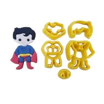 Cortador Super Heróis - Super Homem Baby 6cm
