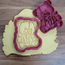 Cortador Ursinho de Pelúcia Sentado com Laço Fofo