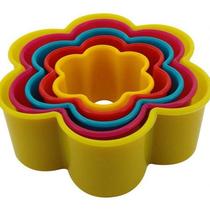Cortadores Plastico Flor com 5 un. SilverChef Cortadores Plastico Flor com 5 un. SilverChef