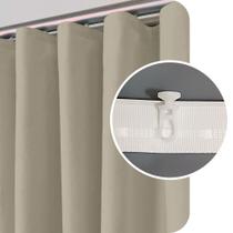 Cortina Blackout De Tecido 100% Vedação Trilho Suisso 2,60x2,50m Marfim Cortina Blackout De Tecido 100% Vedação Trilho Suisso 2,60x2,50m Marfim