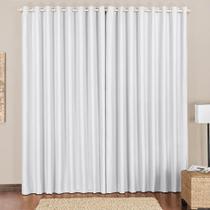 Cortina Blackout Trilho Suisso 4,0x2,80M Branco Gelo Cortina Blackout Trilho Suisso 4,0x2,80M Branco Gelo