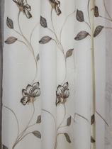 Cortina de sala bordada