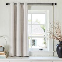 Cortina Jinchan 96x160 cm con ojales, textura que filtra la luz