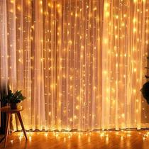 Cortina LED 3x2 Metros 300 Lâmpadas Branca Quente Fixo sem Efeito 220V Cortina LED 3x2 Metros 300 Lâmpadas Branca Quente Fixo sem Efeito 220V