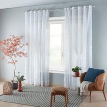 Cortina para quarto ou sala voil brisa floral branco 2,50x3,84m para varão de 3,00m. Cortina para quarto ou sala voil brisa floral branco 2,50x3,84m para varão de 3,00m.