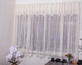 Cortina renda bege sem forro 2x1,20 desenho flores para bastão 19mm