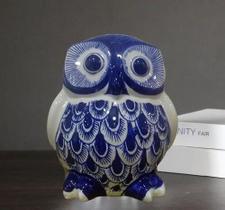 Coruja Decorativa Enfeite Porcelana Azul E Branca 22x20 Coruja Decorativa Enfeite Porcelana Azul E Branca 22x20