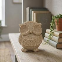 Coruja Decorativa Texturizada Estilo Crochê 18x18cm Cor Bege Minimalista AVB DECOR Coruja Decorativa Texturizada Estilo Crochê 18x18cm Cor Bege Minimalista AVB DECOR