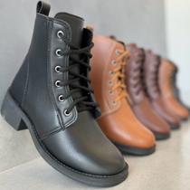 Coturno feminino bota com sola baixa com cadarço