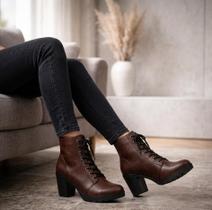 Coturno Feminino Cano Alto Liso Cadarço Salto Alto Grosso Confortavel Macio Leve Elegante Casual